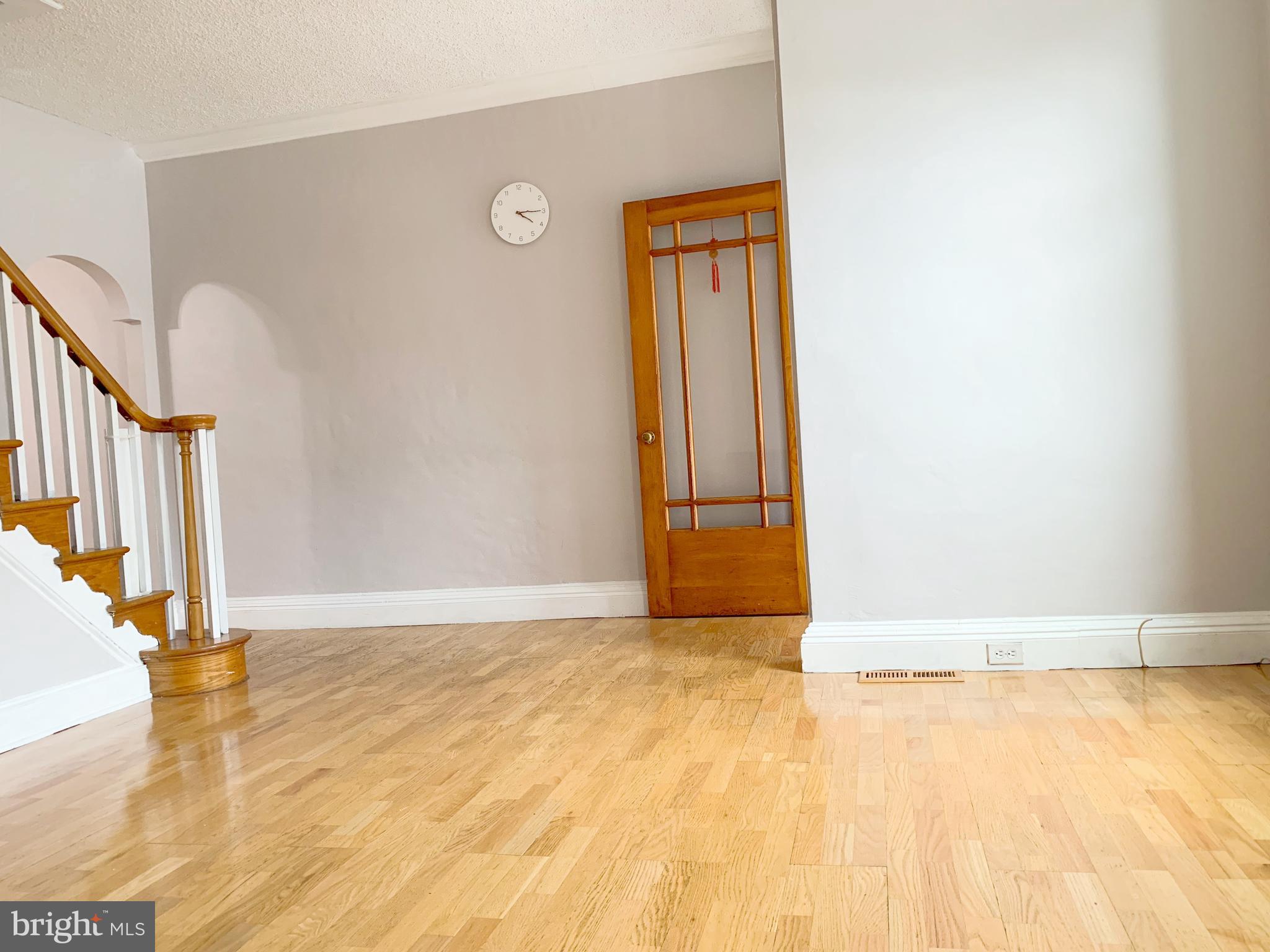 208 Ripka Street Philadelphia, PA 19127 - Photo 4 of 40