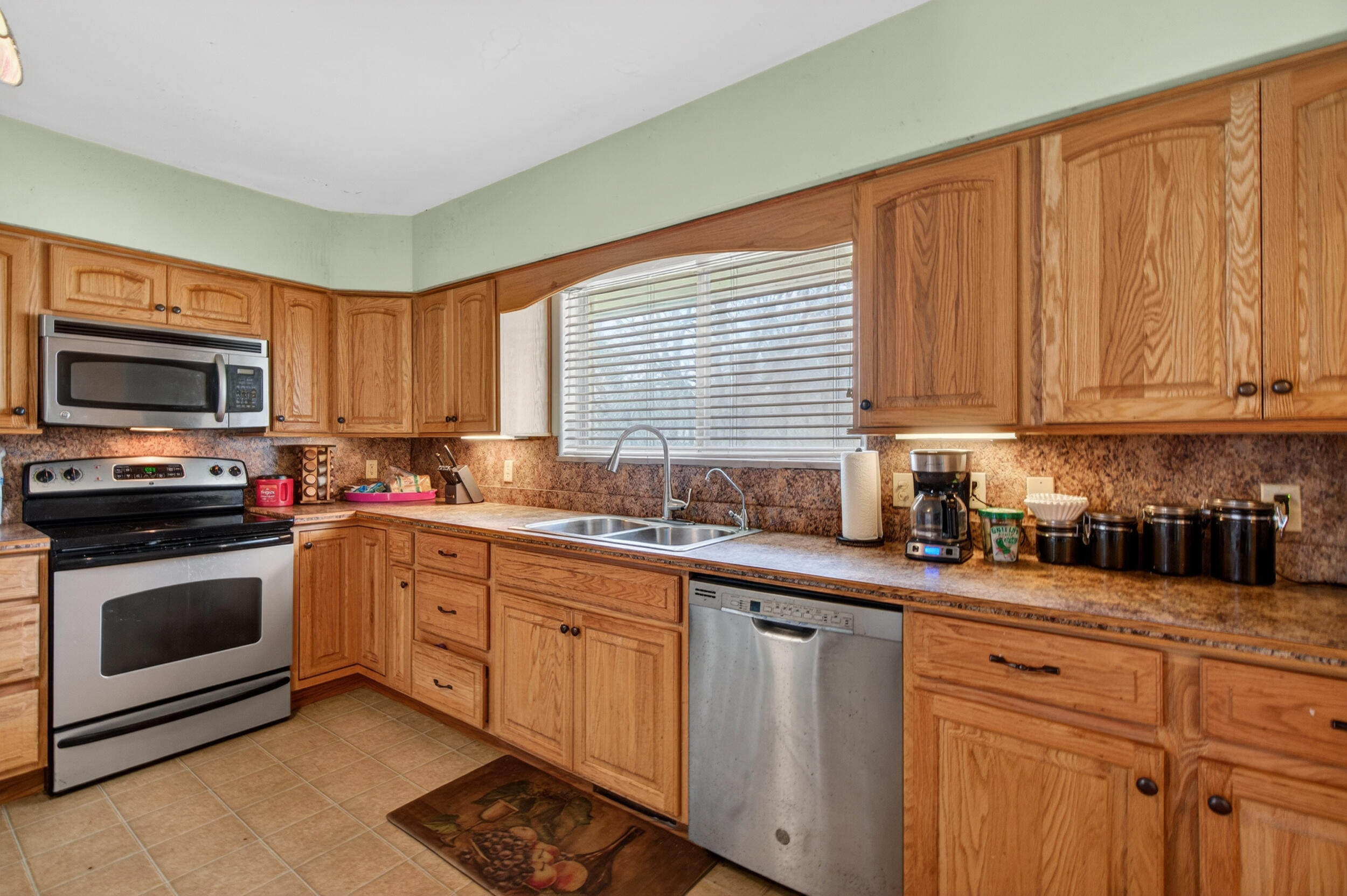 3928 Stonewall Road Jackson, MI 49203 - Photo 17 of 56 17_3928 stonewall rd jackson mi - 00020