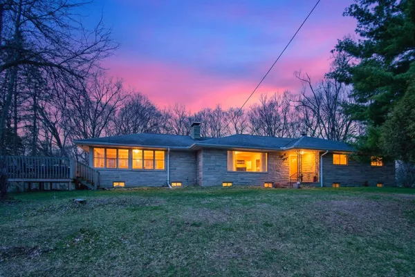 $315,000 | 3928 Stonewall Road, Jackson, MI 49203