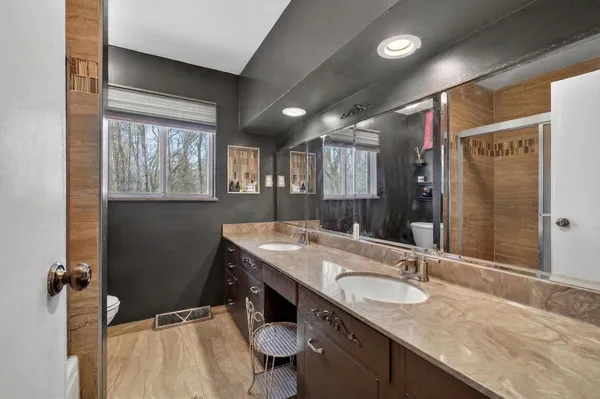 $315,000 | 3928 Stonewall Road, Jackson, MI 49203