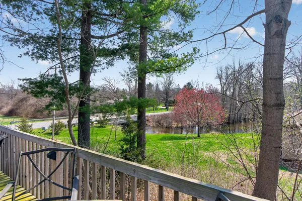 $315,000 | 3928 Stonewall Road, Jackson, MI 49203