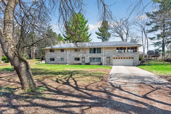 $315,000 | 3928 Stonewall Road, Jackson, MI 49203
