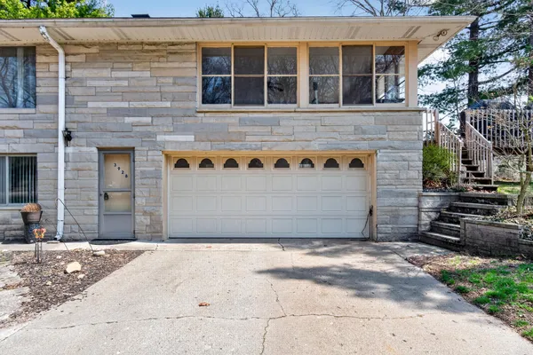 $315,000 | 3928 Stonewall Road, Jackson, MI 49203