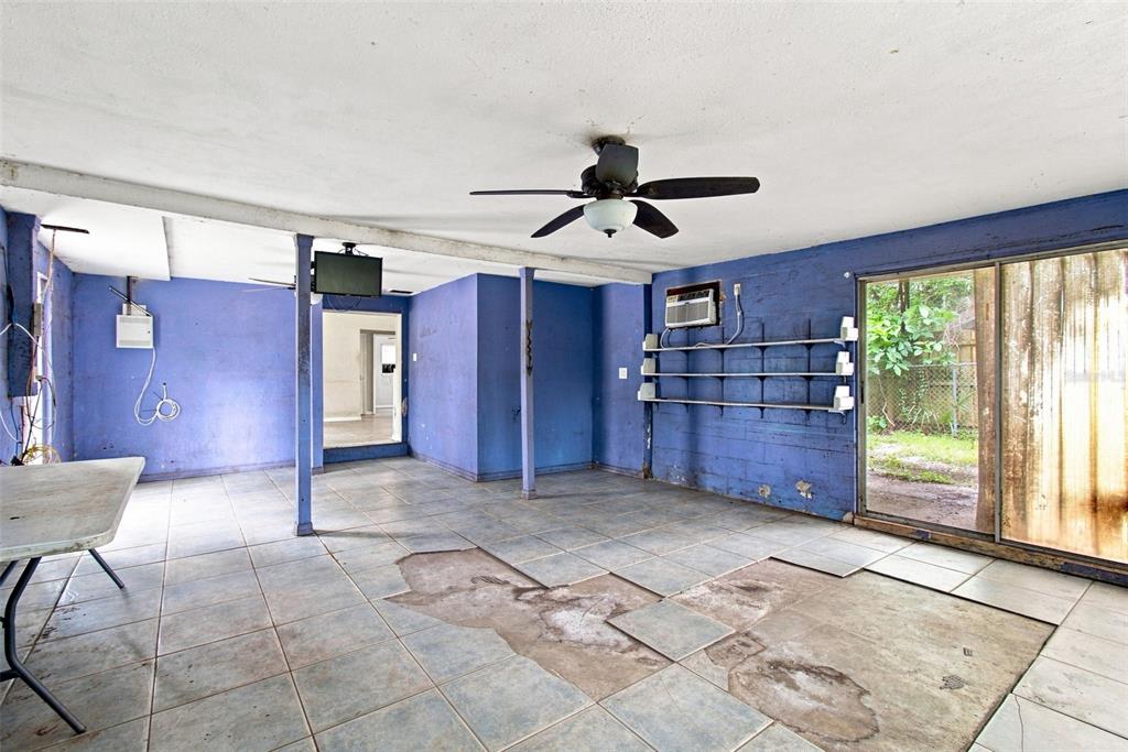 11301 Sylvan Green Lane Riverview, FL 33569 - Photo 11 of 28 Gallery Image 11