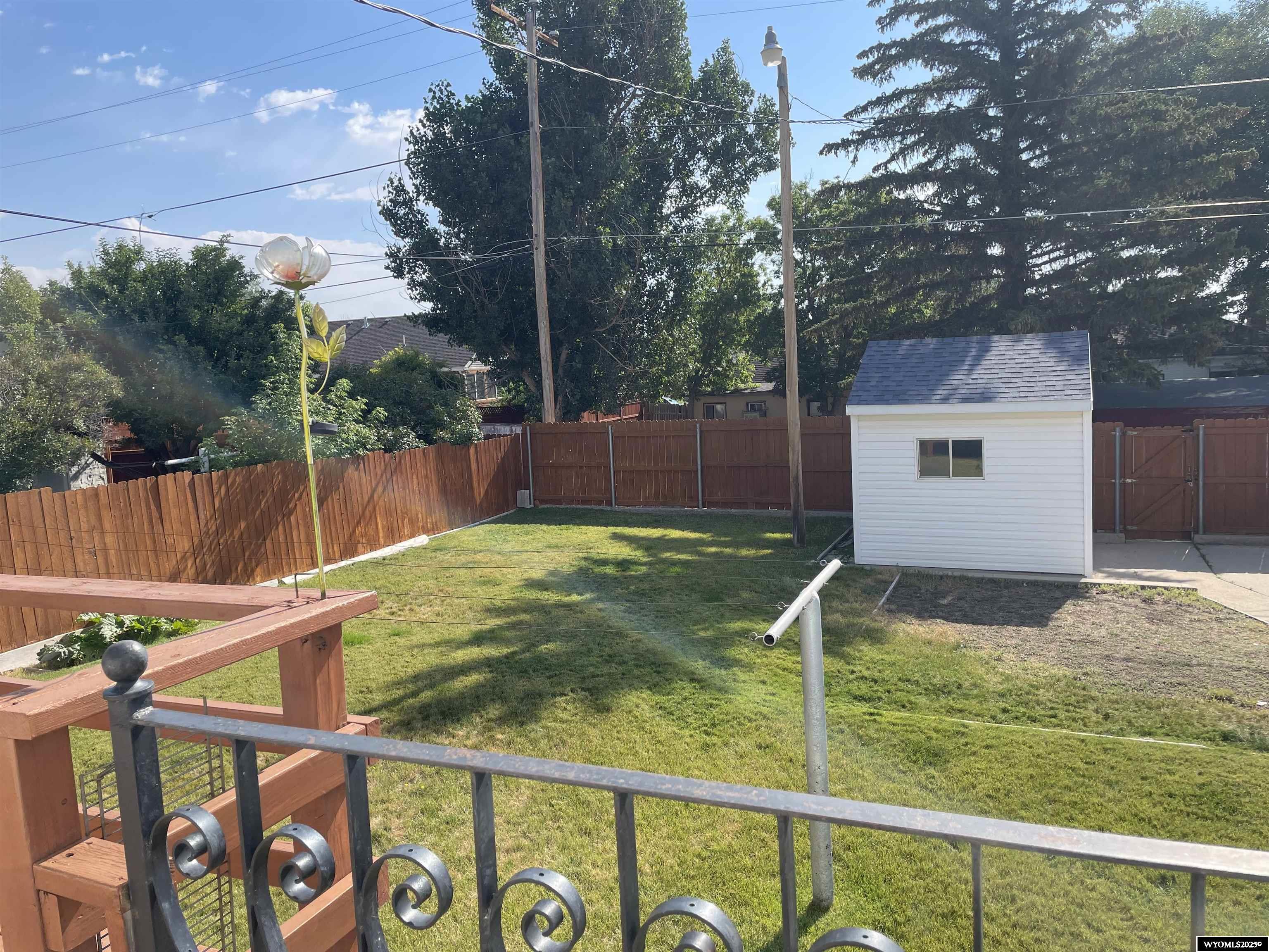 903 12th Street Rawlins, WY 82301 - Photo 12 of 14