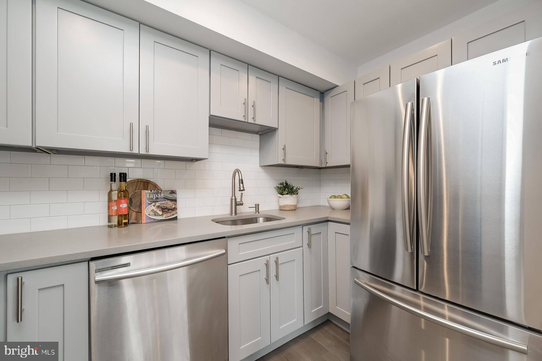 1733 20th Street Northwest, Unit 301 Washington, DC 20009 - Photo 8 of 20