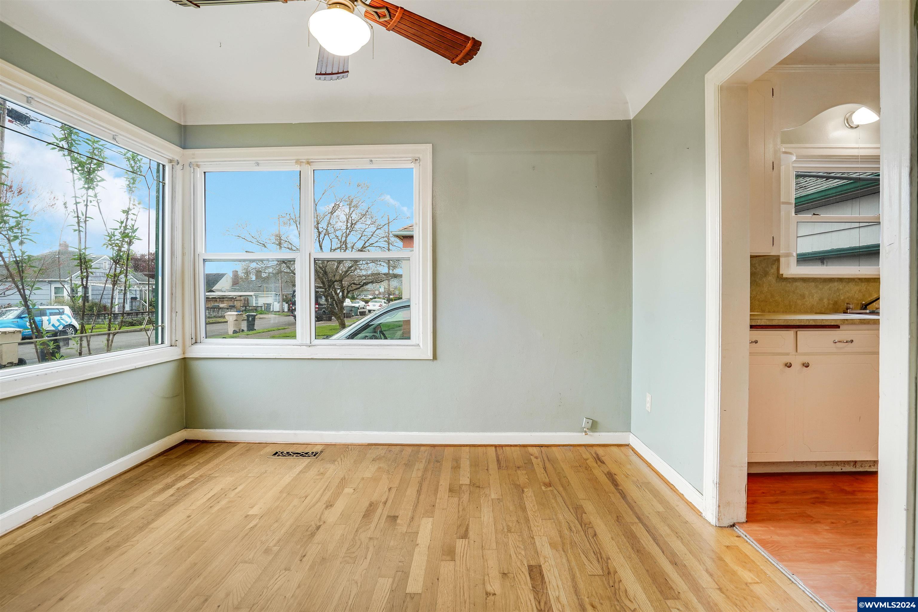 1550 Southwest Liberty Street Albany, OR 97321 - Photo 10 of 32
