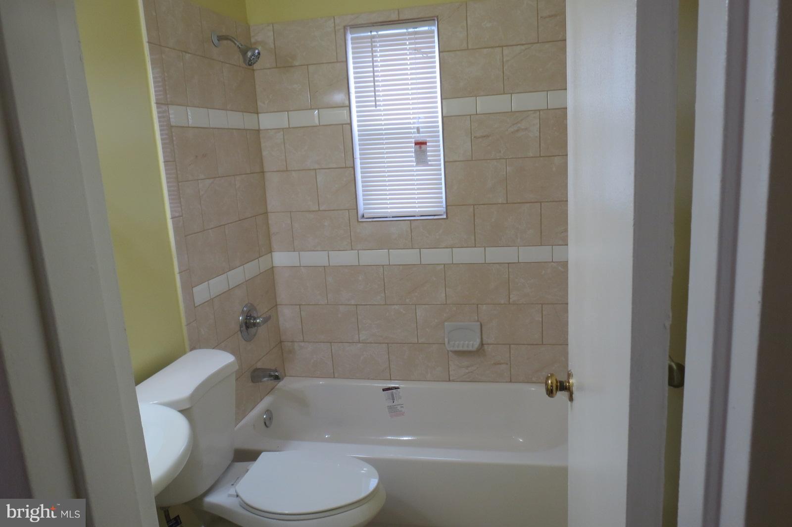 745 Decatur Street Northeast Washington, DC 20017 - Photo 15 of 21 Bath