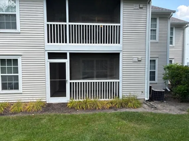 $1,900 | 2776 South Knightsbridge Circle, Ann Arbor, MI 48105