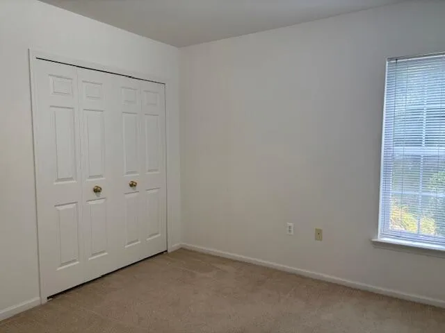 $1,900 | 2776 South Knightsbridge Circle, Ann Arbor, MI 48105