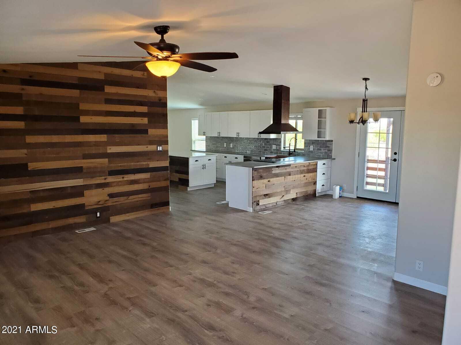 40900 West 7 Ranch Road Maricopa, AZ 85138 - Photo 9 of 27 PHOTO-2021-11-09-10-49-38