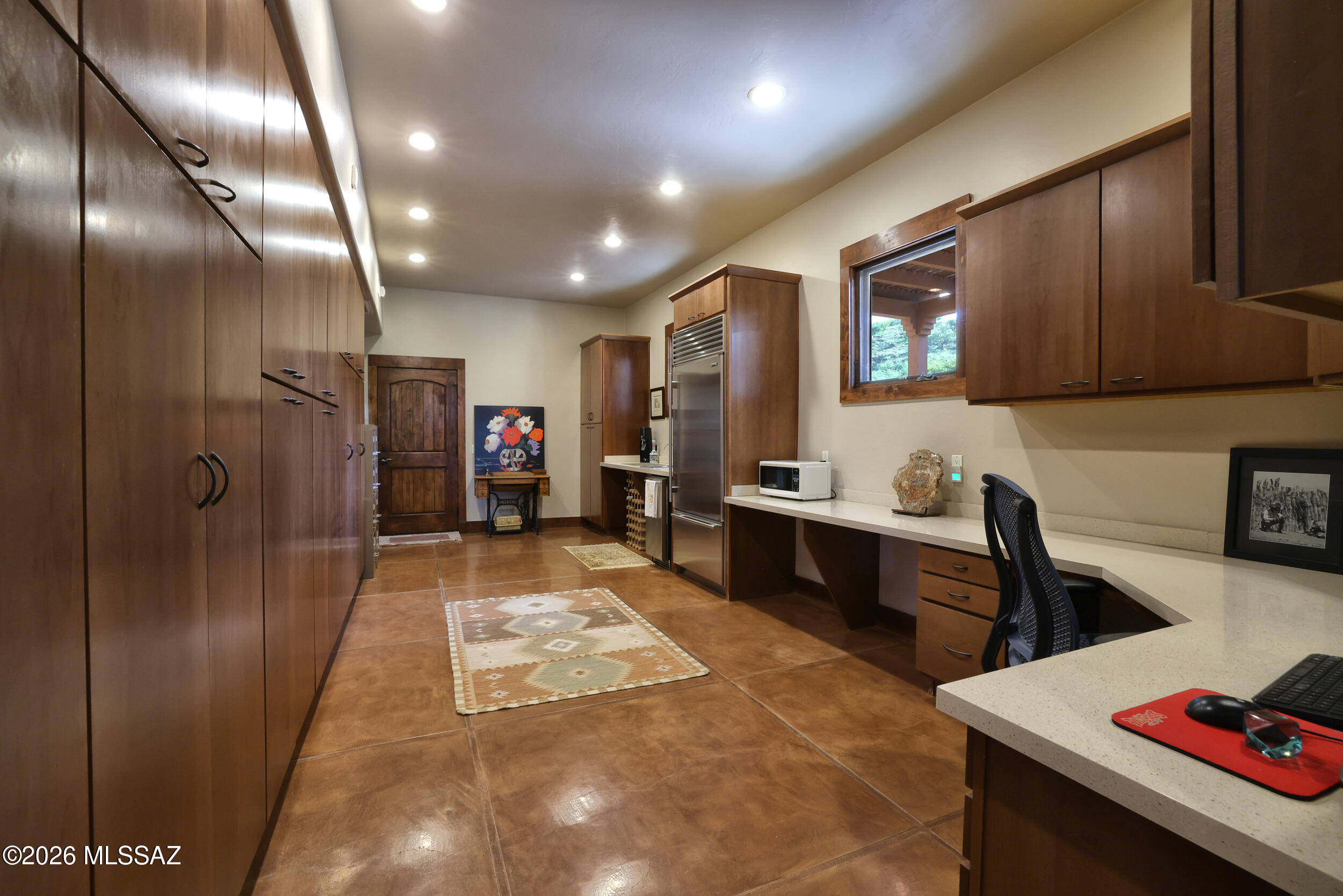 150 Canyon Pass Court Rio Rico, AZ 85648 - Photo 16 of 52 Butlers Pantry office cabinetry
