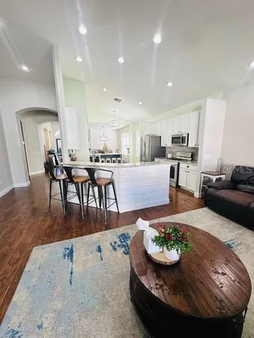 $2,600 | 5225 Villagebrook Drive, Wesley Chapel, FL 33544