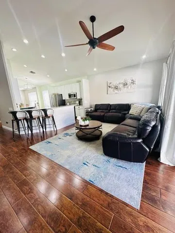 $2,600 | 5225 Villagebrook Drive, Wesley Chapel, FL 33544