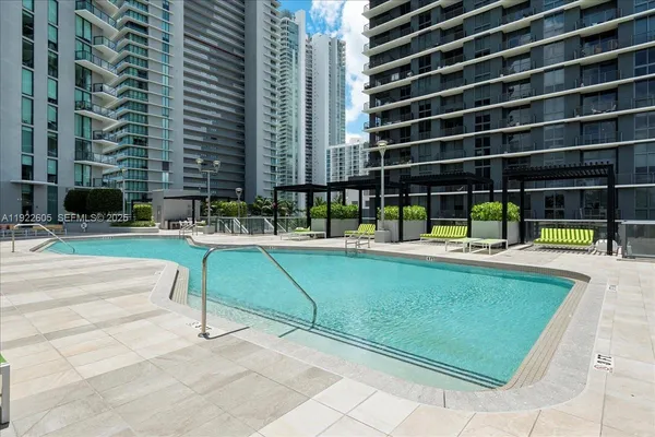 $5,450 | 501 Northeast 31st Street, Unit 1201, Miami, FL 33137