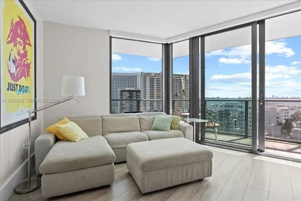 $5,450 | 501 Northeast 31st Street, Unit 1201, Miami, FL 33137