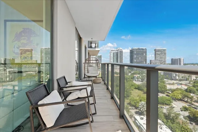 $5,450 | 501 Northeast 31st Street, Unit 1201, Miami, FL 33137