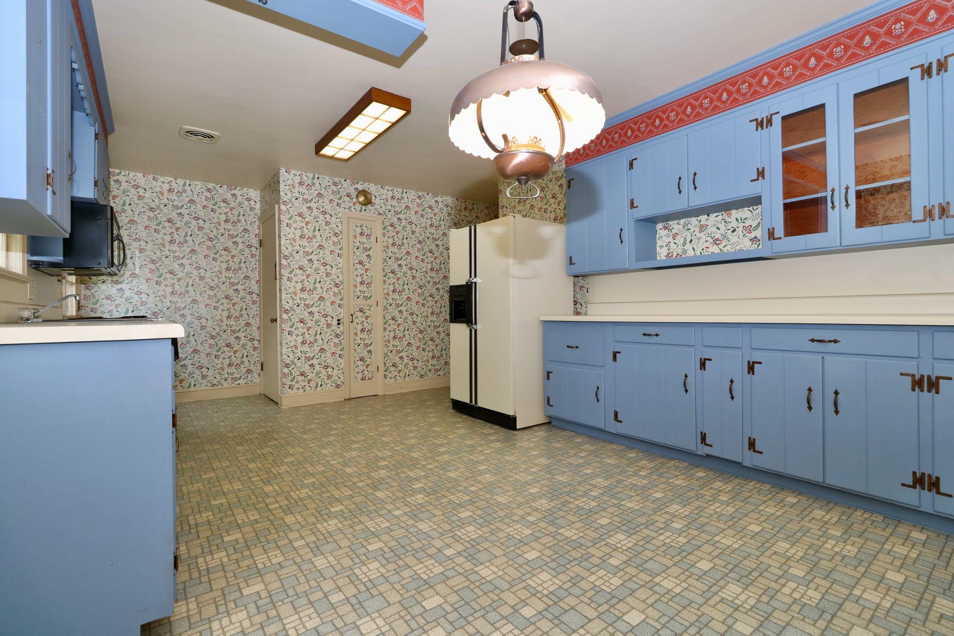 3221 Pitzer Road Roanoke, VA 24014 - Photo 16 of 60 kitchen 2