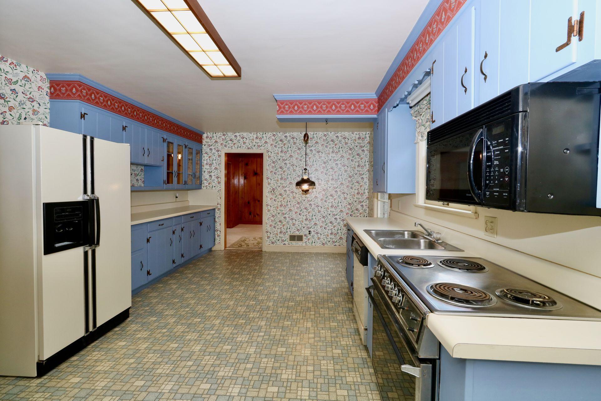 3221 Pitzer Road Roanoke, VA 24014 - Photo 20 of 60 kitchen 6