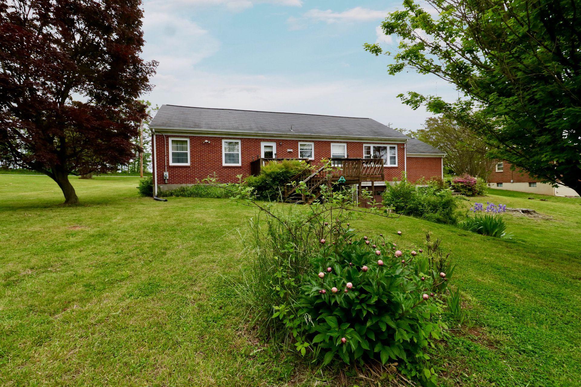 3221 Pitzer Road Roanoke, VA 24014 - Photo 33 of 60 exterior 2