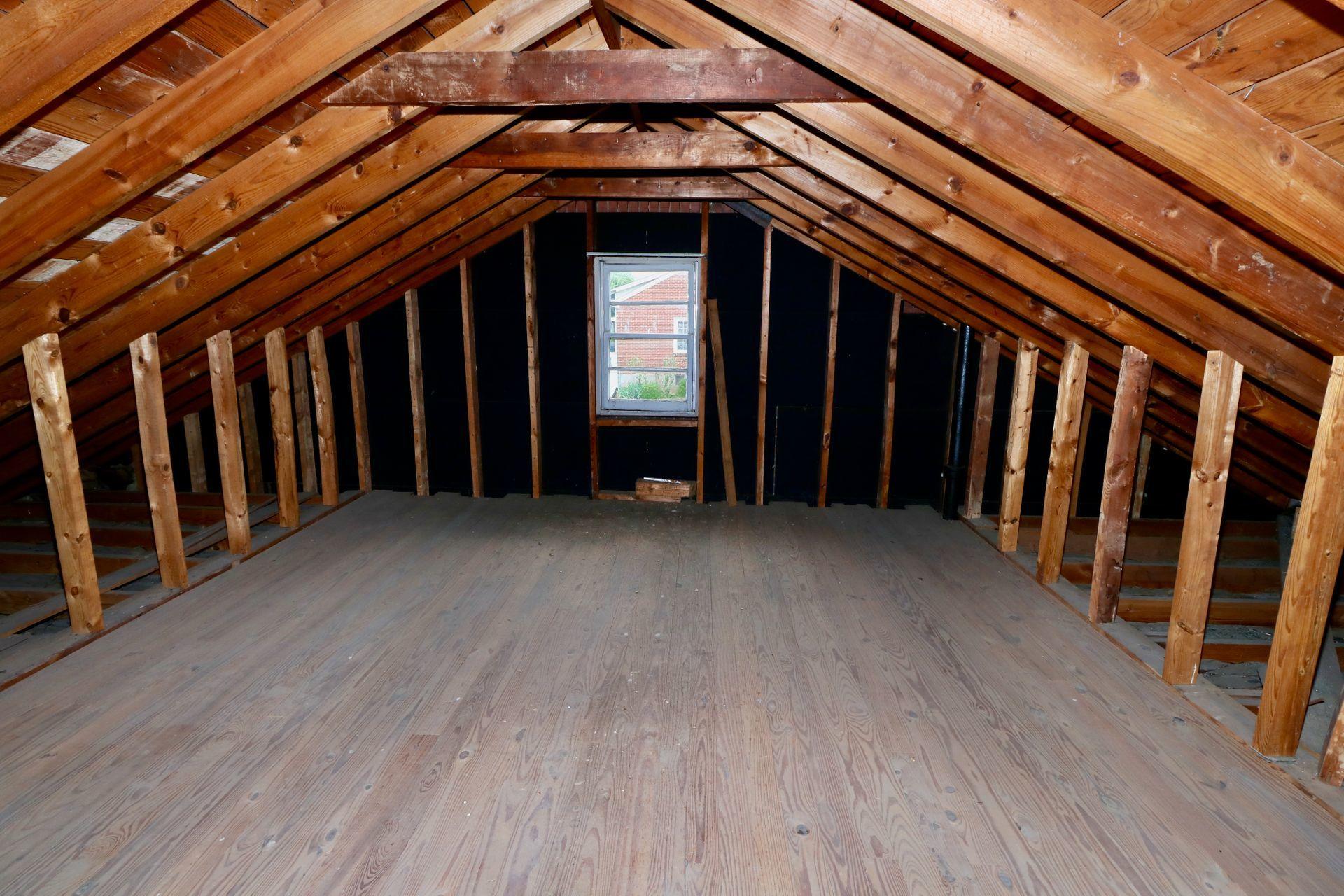 3221 Pitzer Road Roanoke, VA 24014 - Photo 59 of 60 attic 2