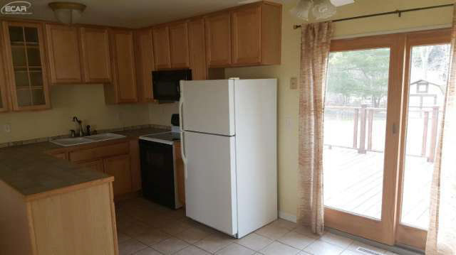 13431 North Bray Road Clio, MI 48420 - Photo 2 of 11 20459864-1.JPG