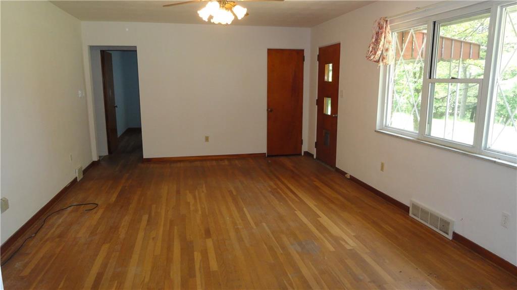 592 Dorseyville Road Pittsburgh, PA 15238 - Photo 8 of 20 Gallery Image 8