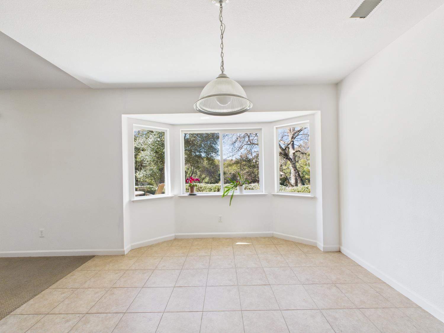 37550 Mountain Lakes Road Oakhurst, CA 93644 - Photo 15 of 63