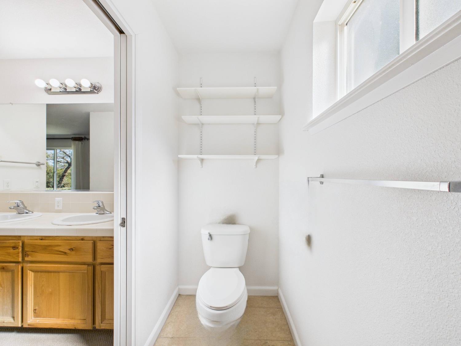 37550 Mountain Lakes Road Oakhurst, CA 93644 - Photo 15 of 63