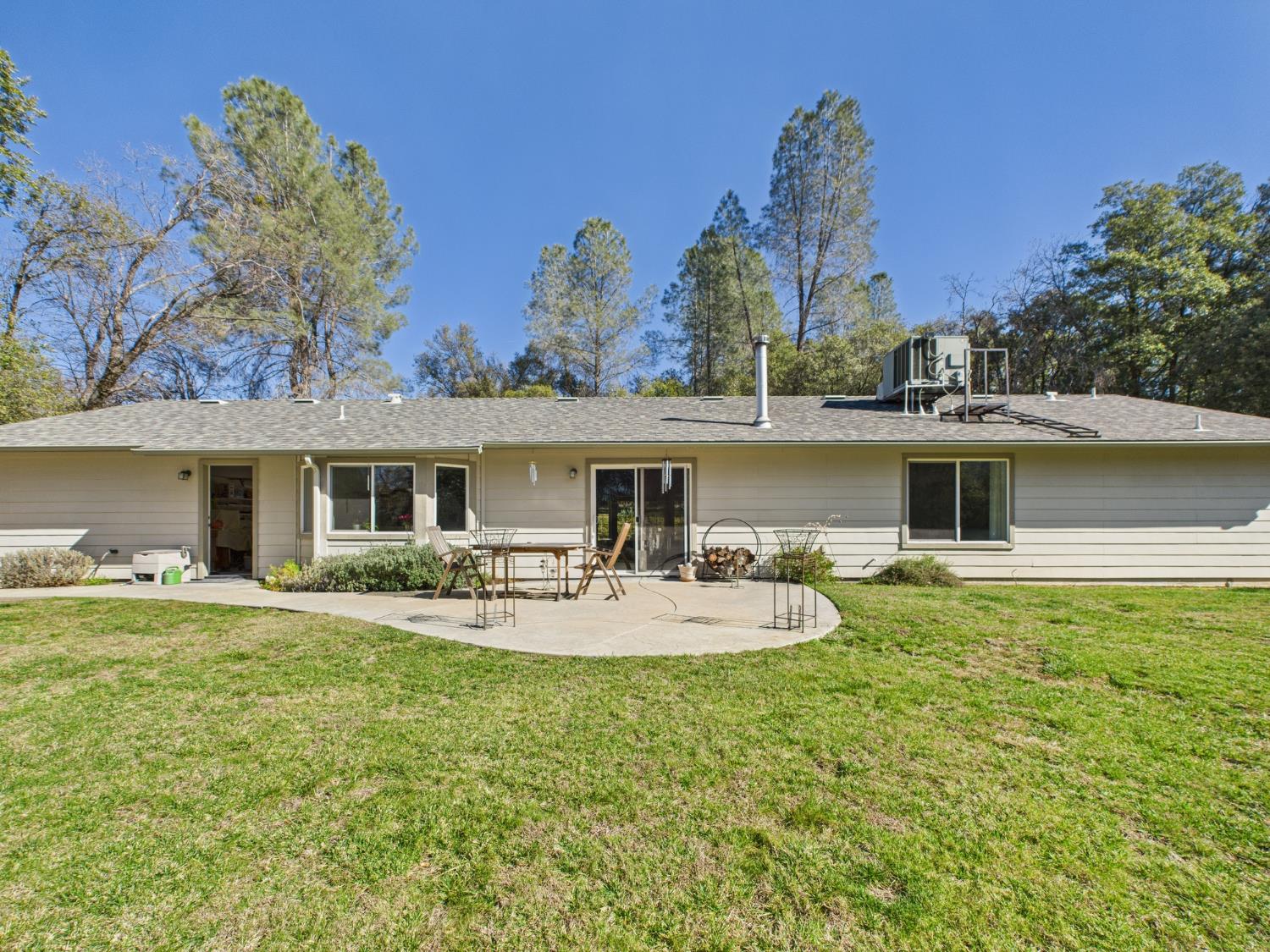 37550 Mountain Lakes Road Oakhurst, CA 93644 - Photo 46 of 63