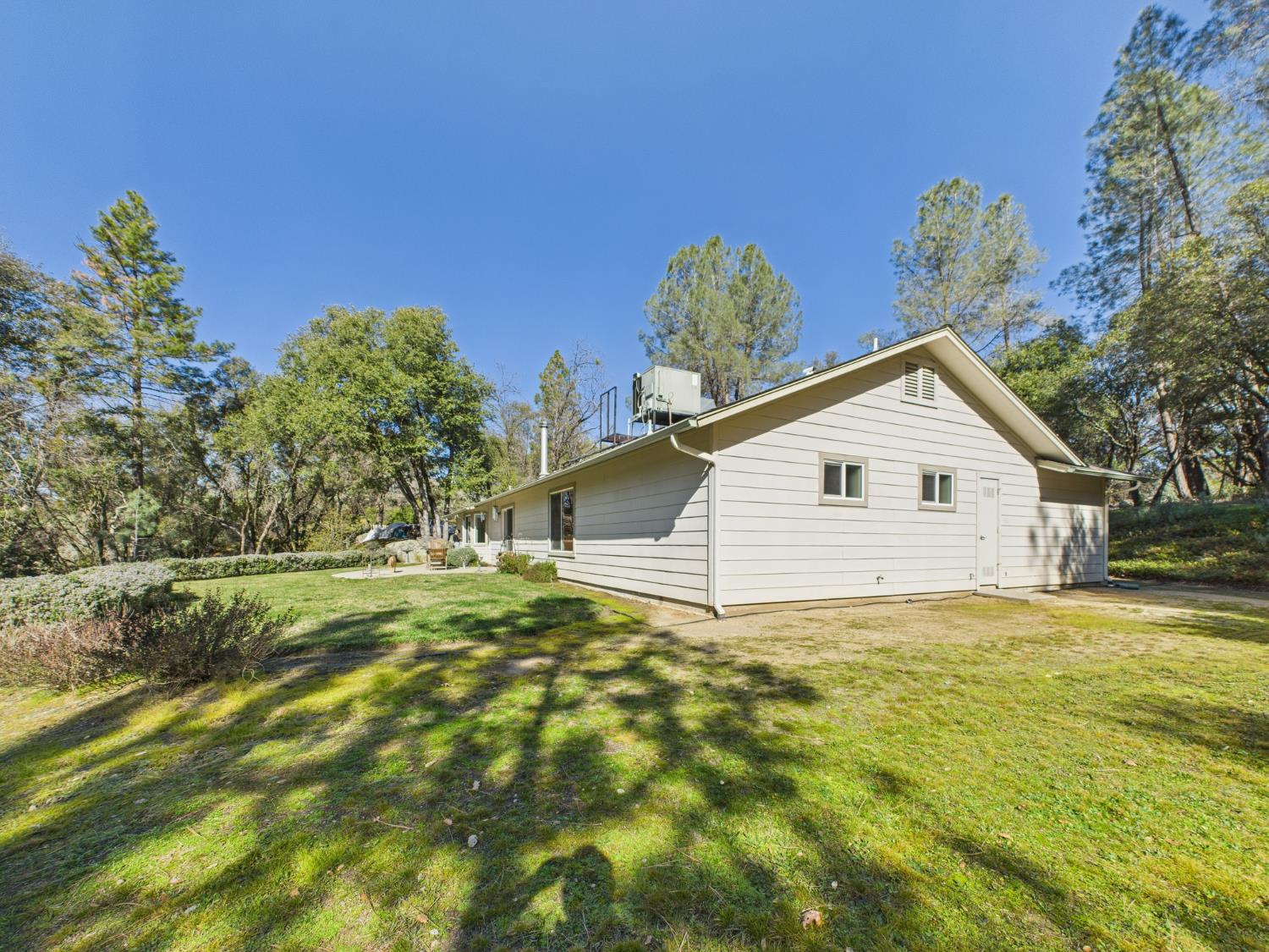 37550 Mountain Lakes Road Oakhurst, CA 93644 - Photo 49 of 63