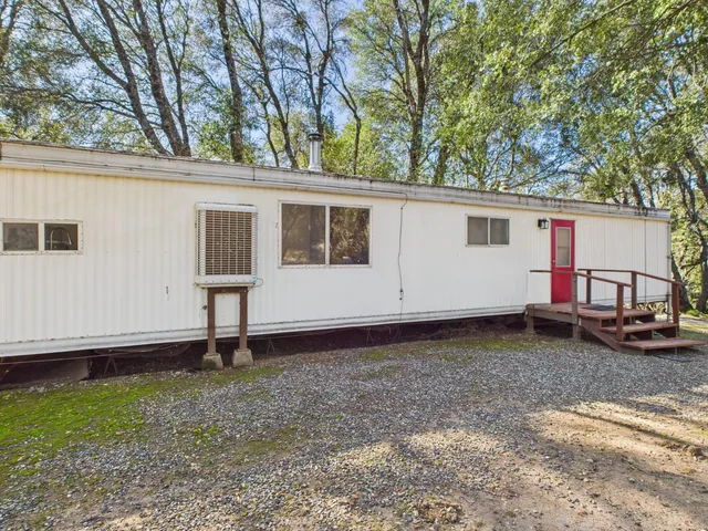 $439,900 | 37550 Mountain Lakes Road, Oakhurst, CA 93644