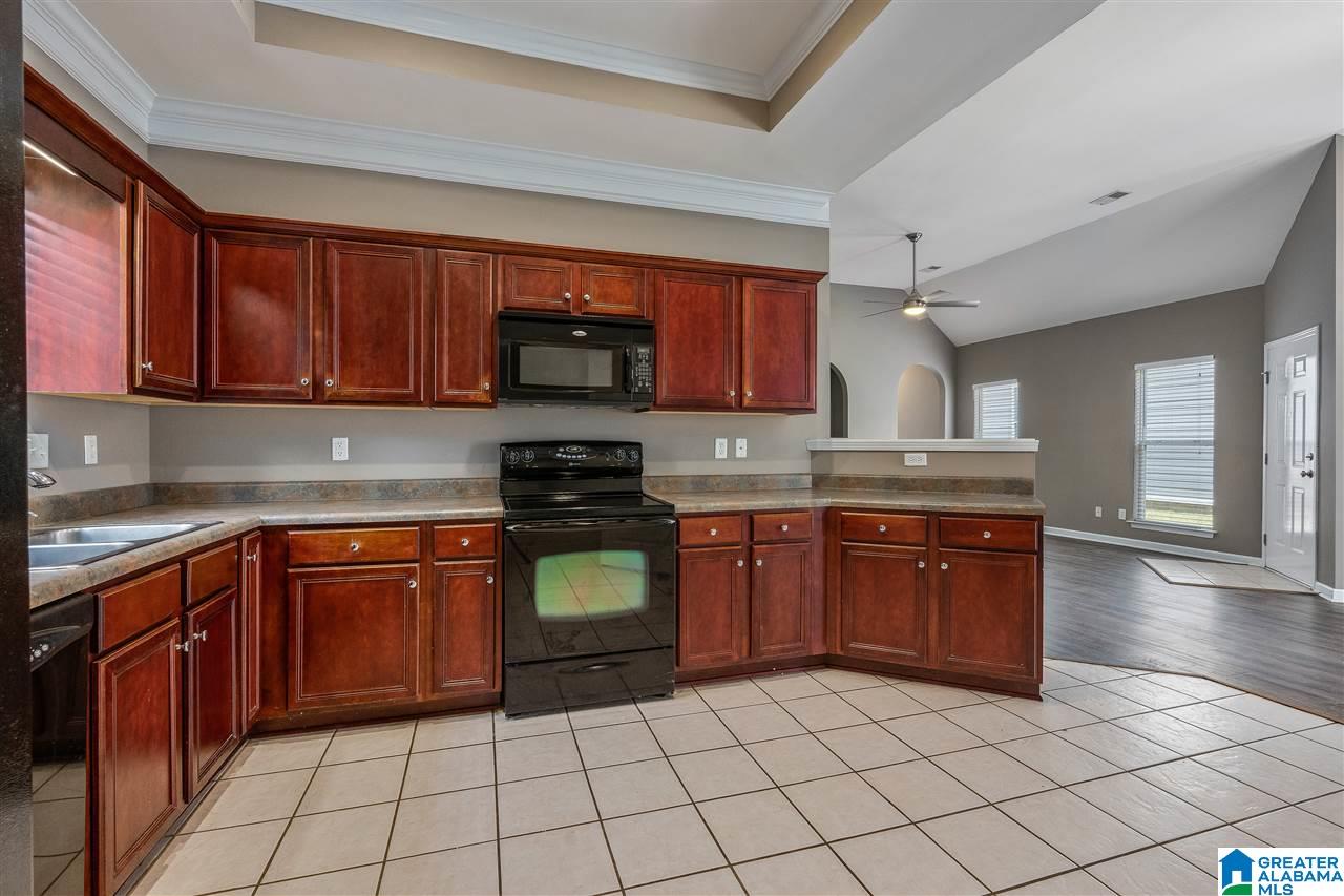 111 Highview Cove Pelham, AL 35124 - Photo 13 of 24