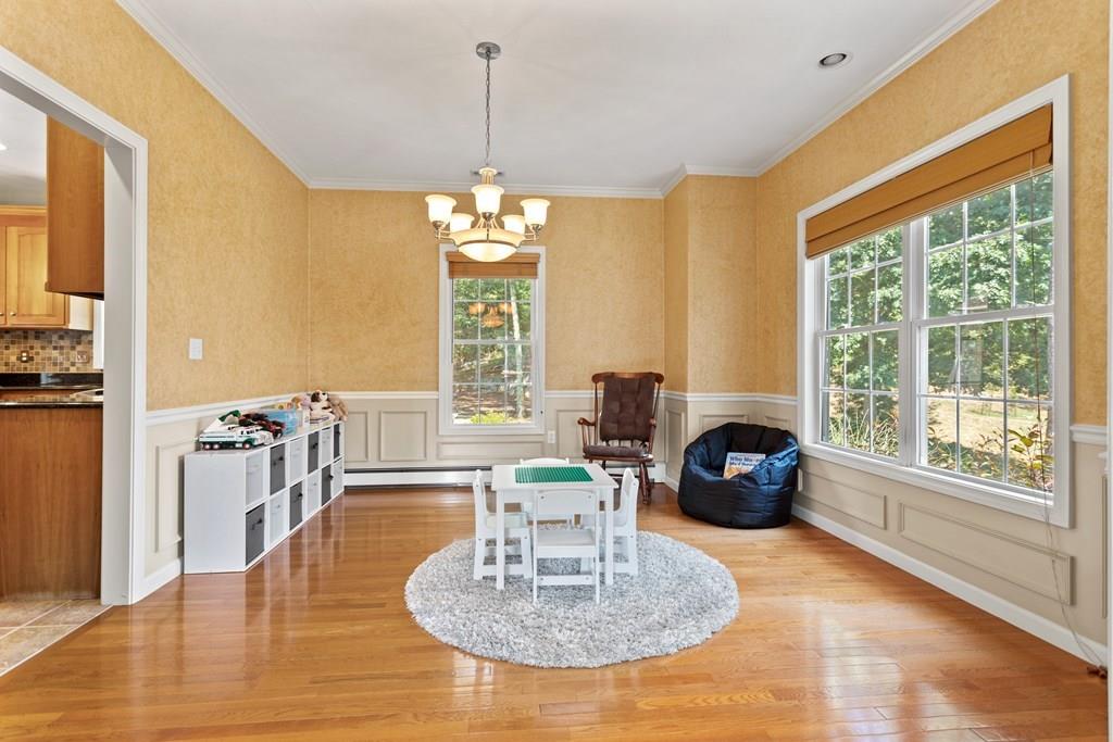 641 Old Farm Road Franklin, MA 02038 - Photo 8 of 36 Gallery Image 8