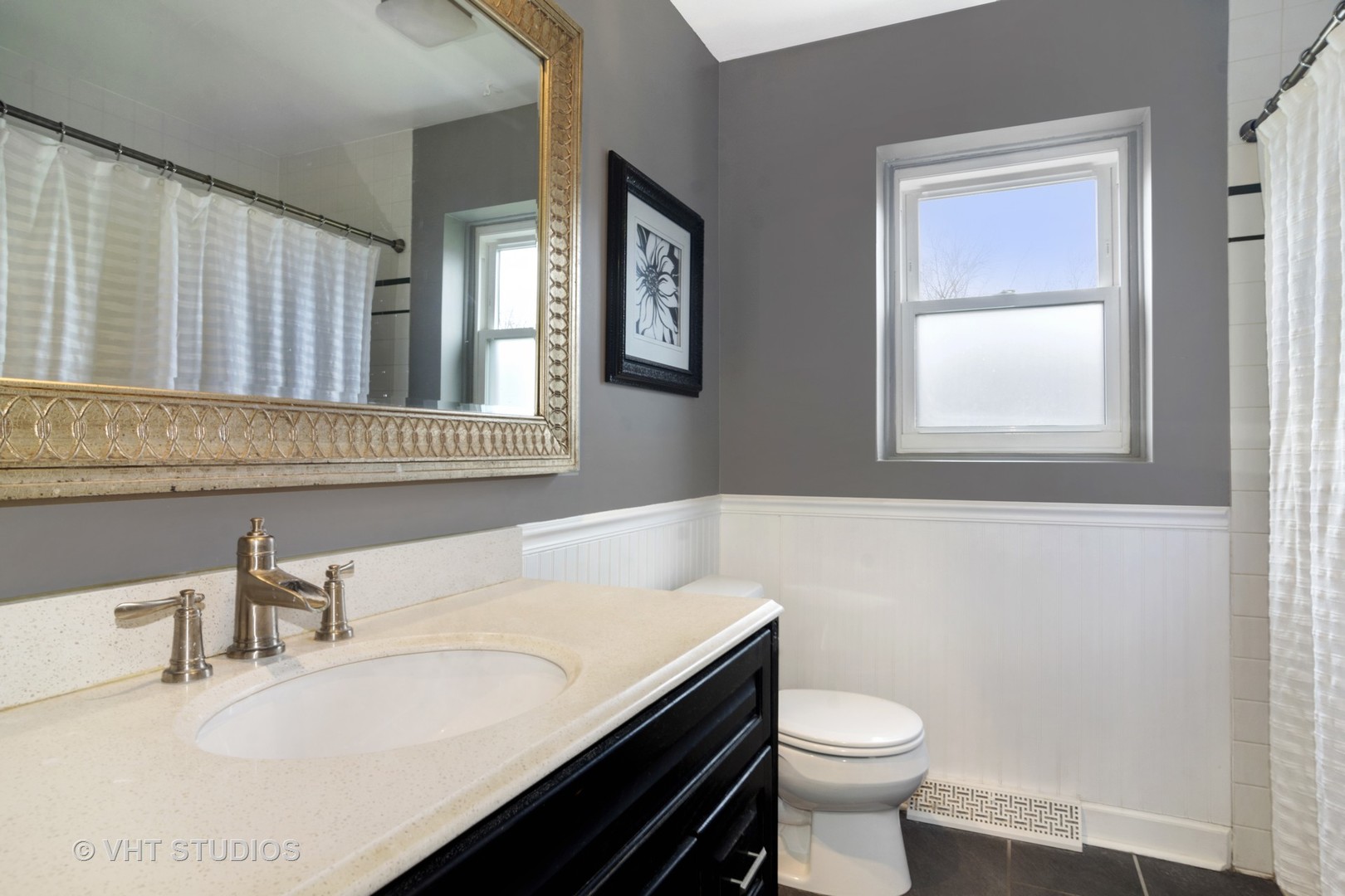712 North Rohlwing Road Palatine, IL 60074 - Photo 14 of 19