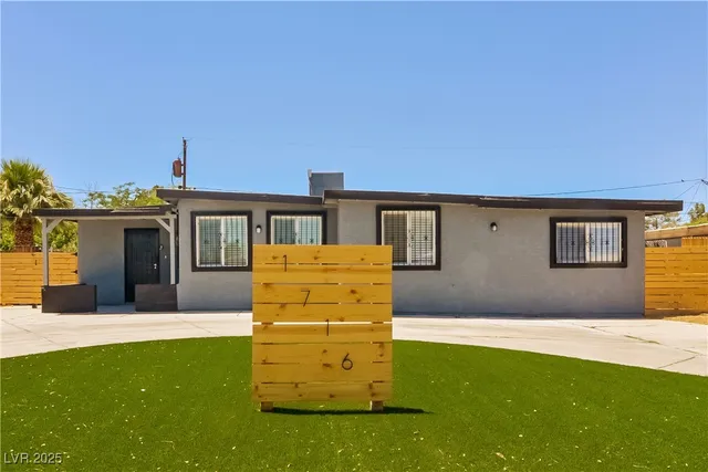 $2,175 | 1716 Euclid Avenue, Las Vegas, NV 89104