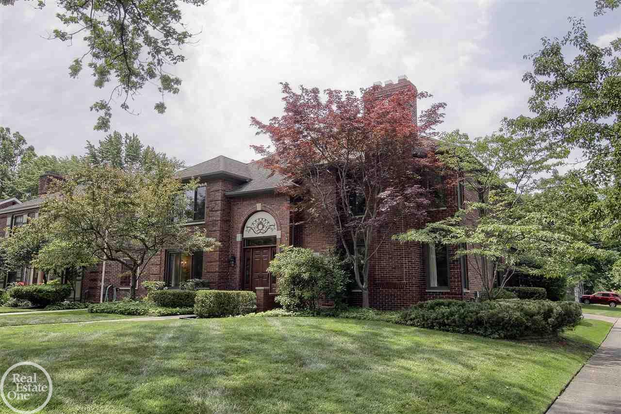 1275 Whittier Road Grosse Pointe Park, MI 48230 - Photo 1 of 42
