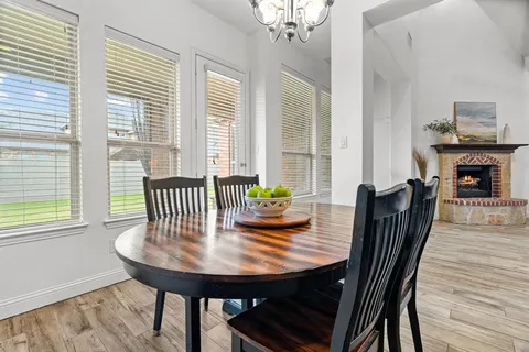 $695,000 | 1421 8th Street, Argyle, TX 76226