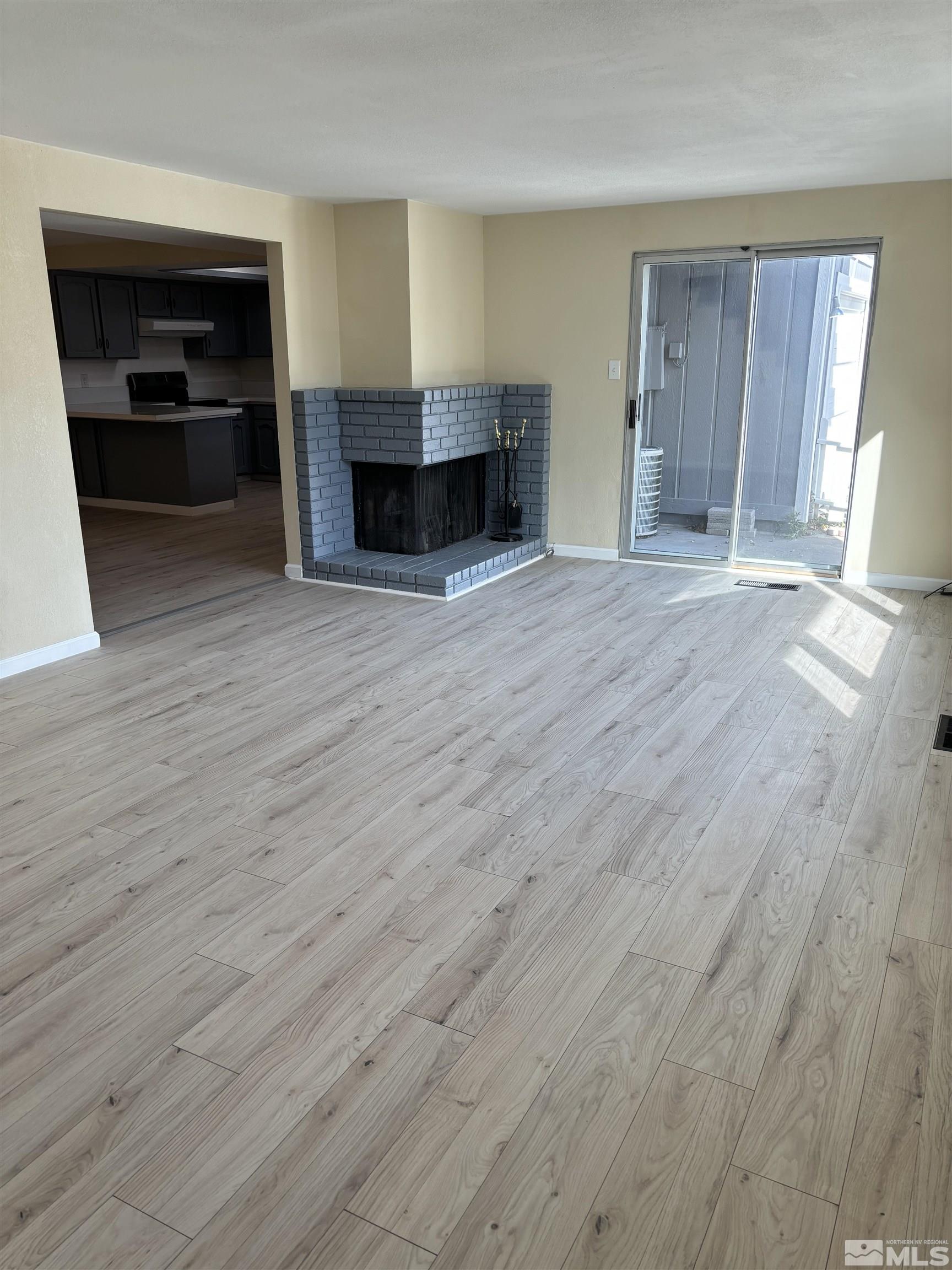 7571 Rhinestone Drive Reno, NV 89511 - Photo 5 of 27 Photo 5