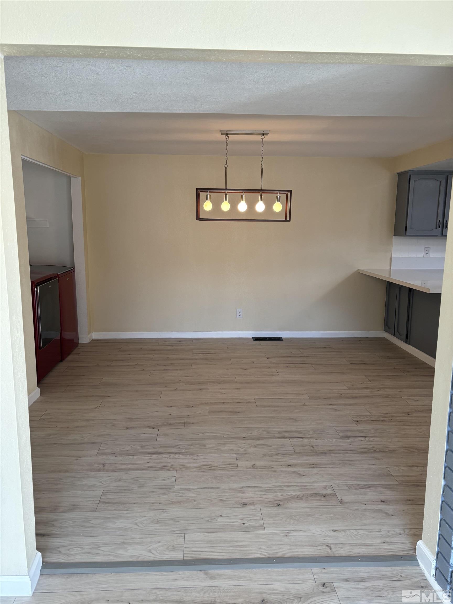 7571 Rhinestone Drive Reno, NV 89511 - Photo 8 of 27 Photo 8