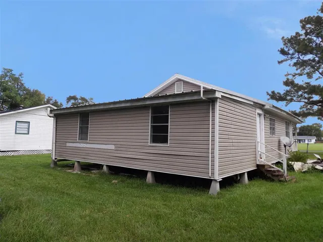 $49,900 | 208 Correze Street, Kinder, LA 70648