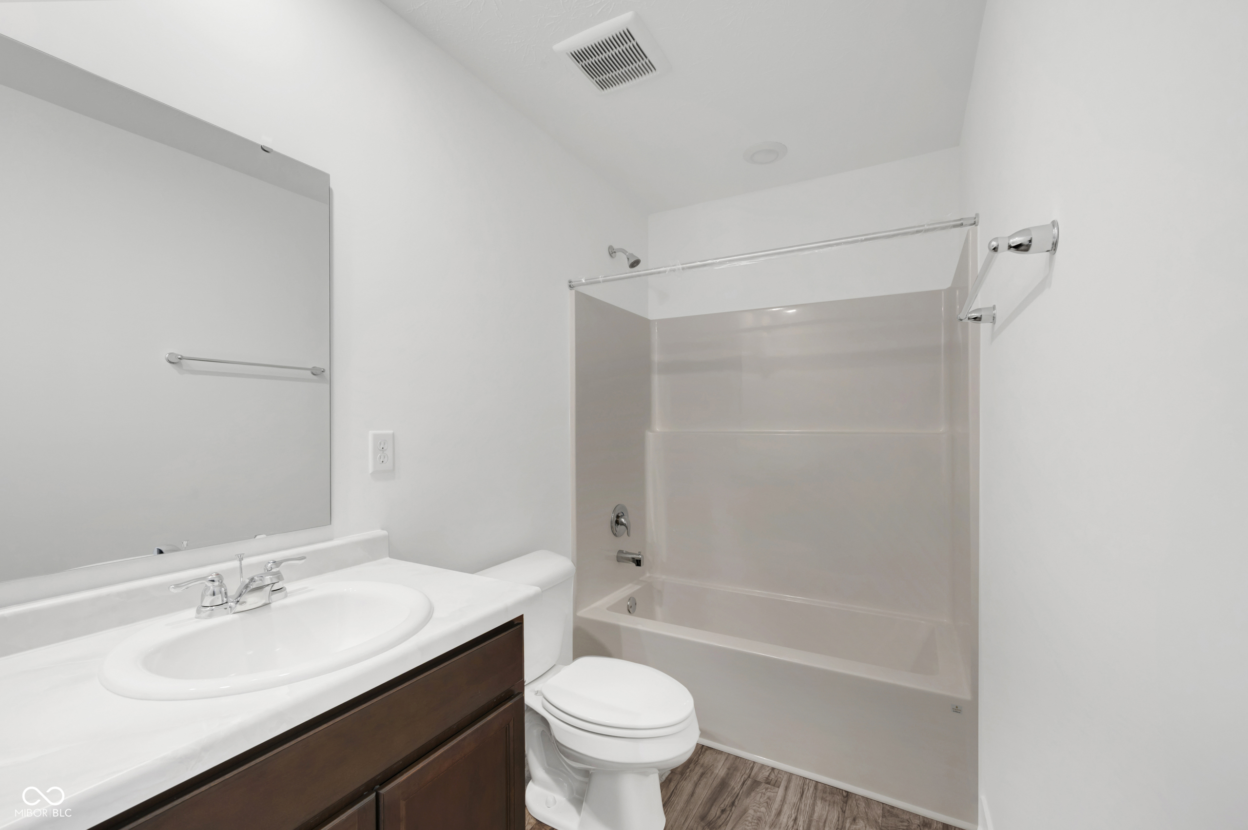 3930 Quinn Road Indianapolis, IN 46239 - Photo 11 of 19 Gallery Image 11