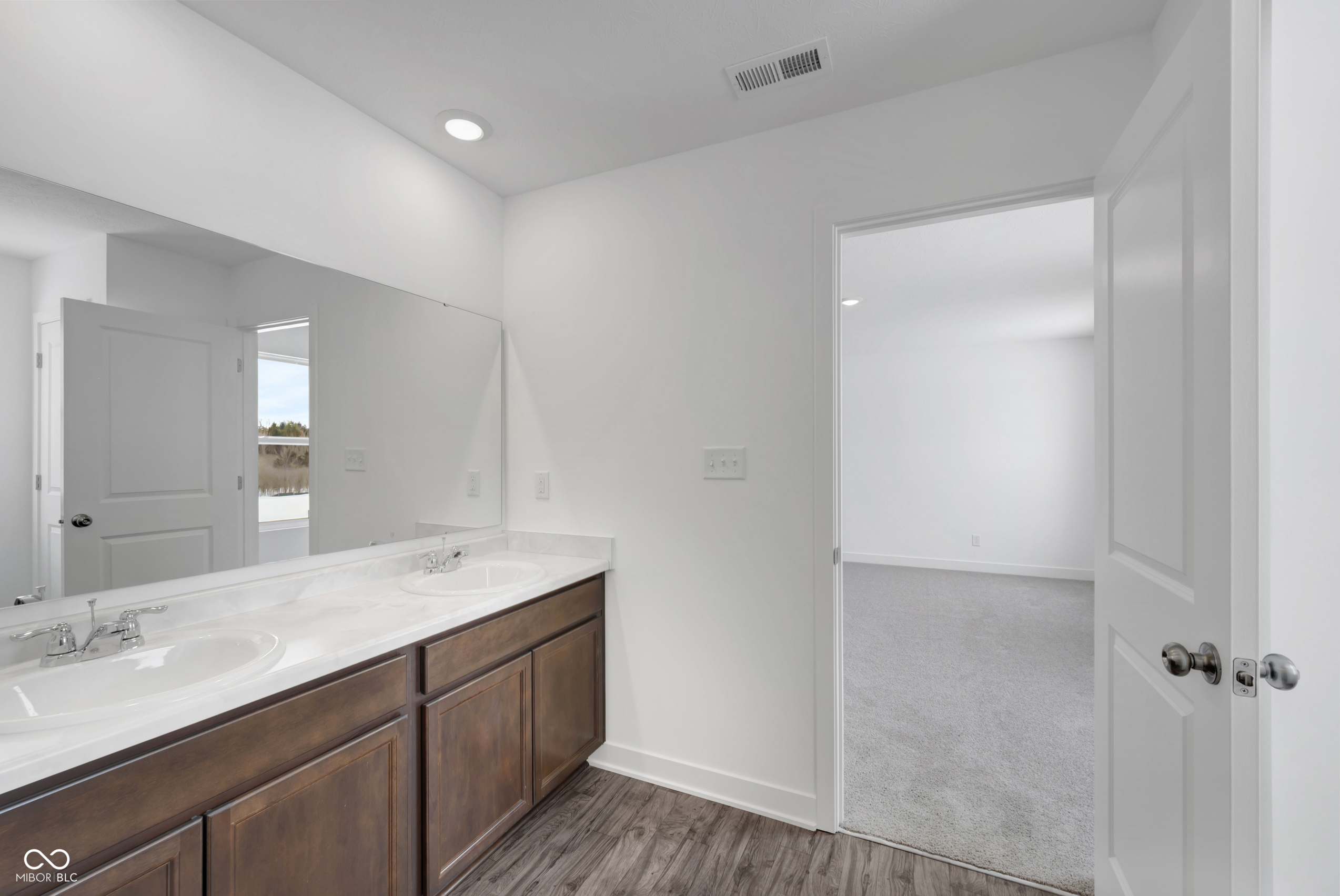 3930 Quinn Road Indianapolis, IN 46239 - Photo 14 of 19 Gallery Image 14