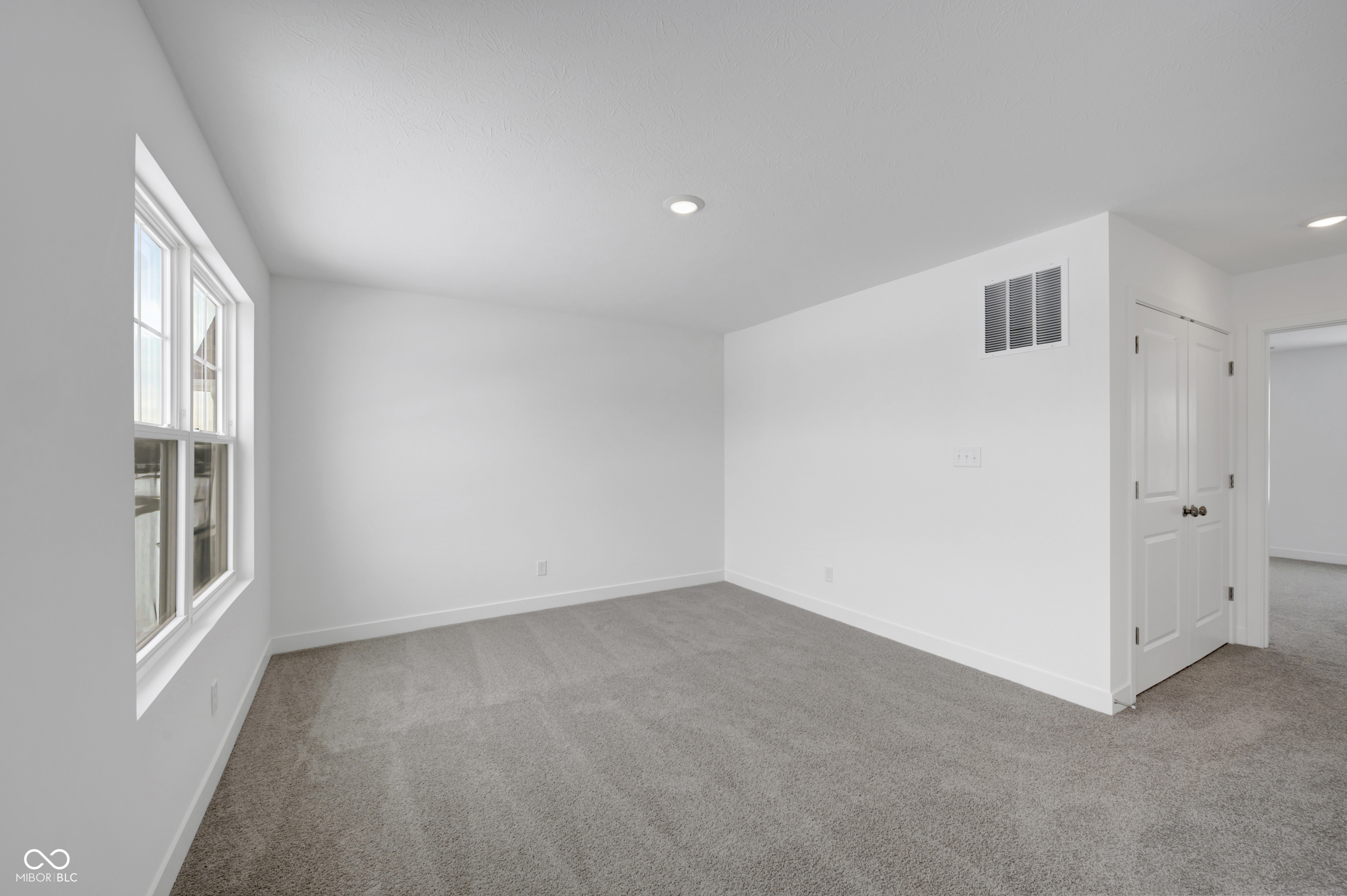 3930 Quinn Road Indianapolis, IN 46239 - Photo 9 of 19 Gallery Image 9