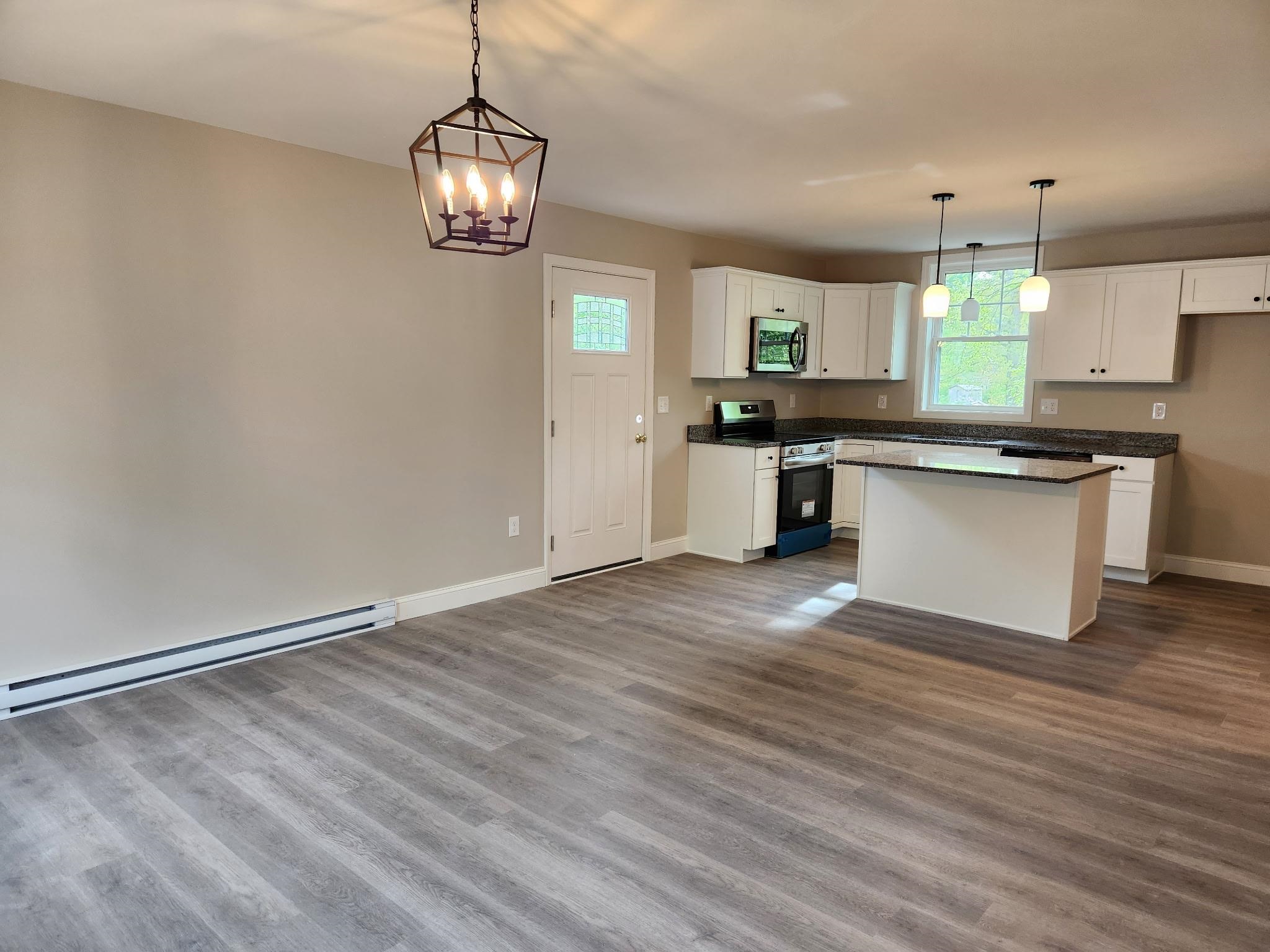 10 Phyllis Avenue Raymond, NH 03077 - Photo 5 of 15