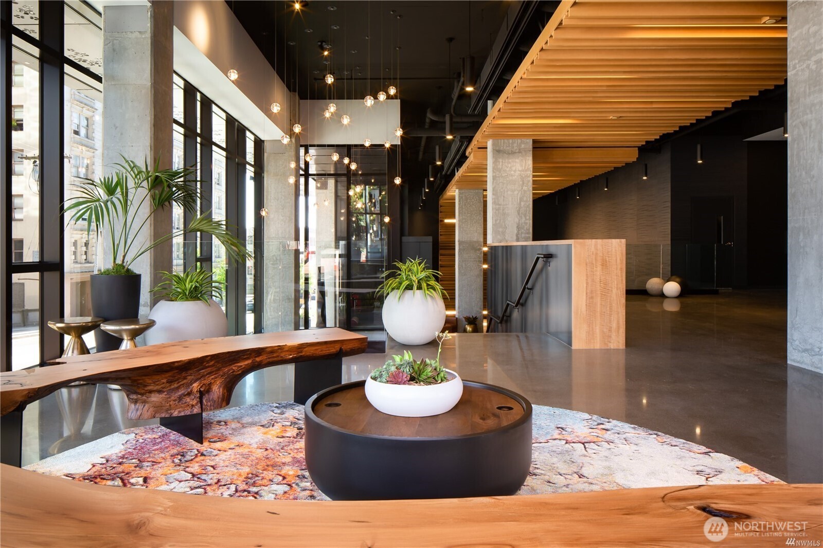 450 South Main Street, Unit 809 Seattle, WA 98104 - Photo 2 of 34 Gallery Image 2