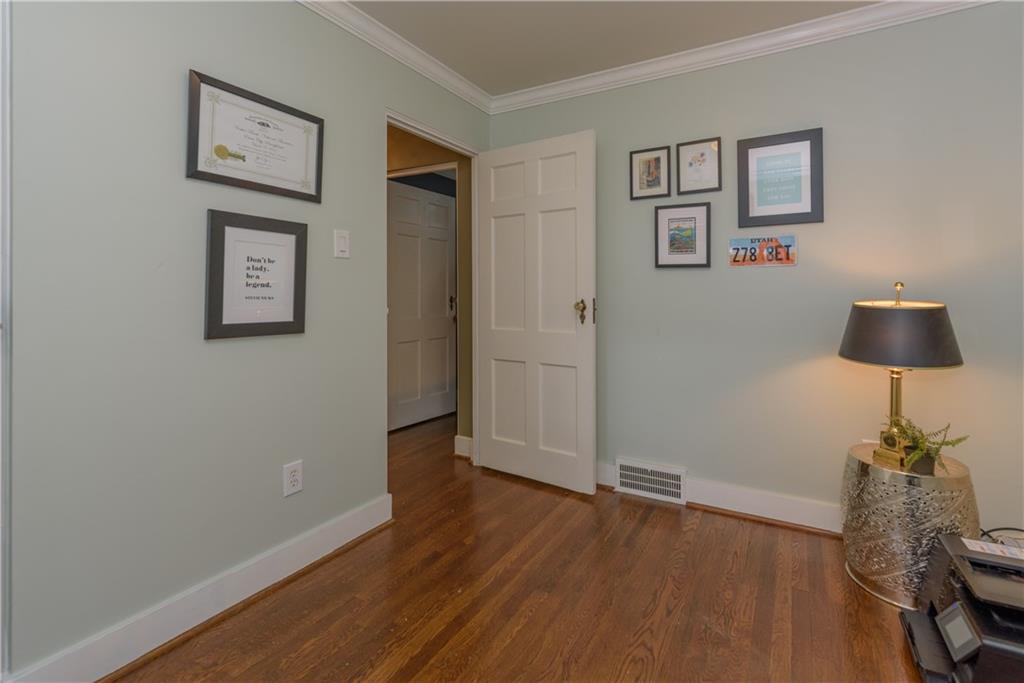 308 Maple Lane Sewickley, PA 15143 - Photo 24 of 25 a view of a livingroom with wooden floor
