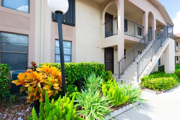 $283,000 | 9467 Boca Cove Circle, Unit 804, Boca Raton, FL 33428