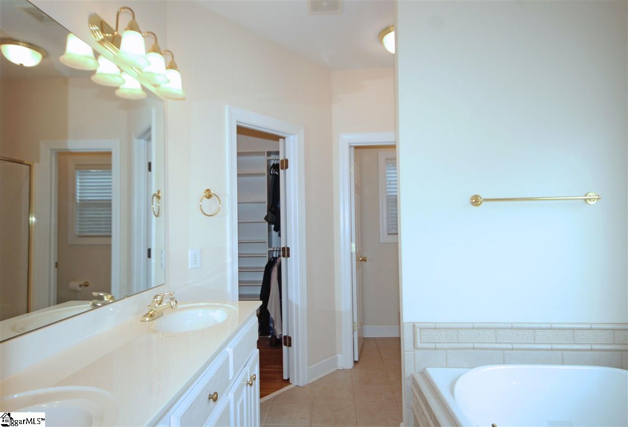 514 Spring Point Court Simpsonville, SC 29681 - Photo 12 of 25 Gallery Image 12