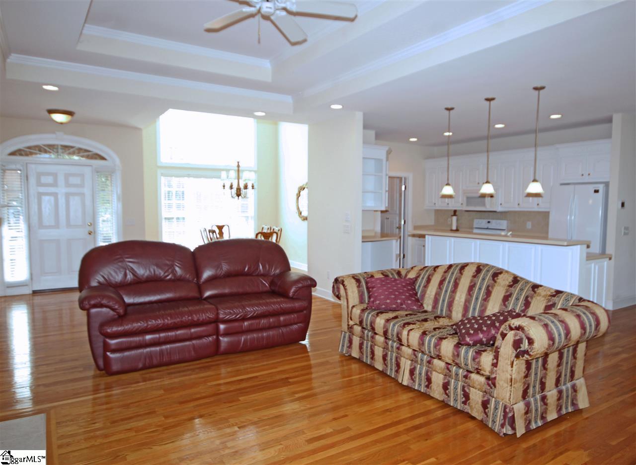514 Spring Point Court Simpsonville, SC 29681 - Photo 4 of 25 Gallery Image 4